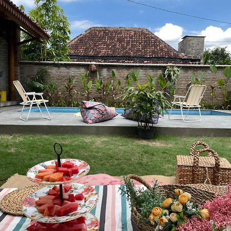 Summergrass B&B Prawirotaman Buitenkant foto