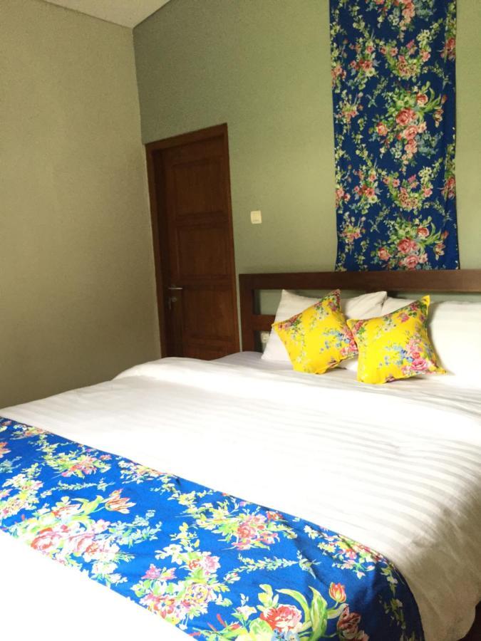 Summergrass B&B Prawirotaman Buitenkant foto