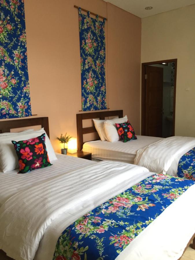 Summergrass B&B Prawirotaman Buitenkant foto